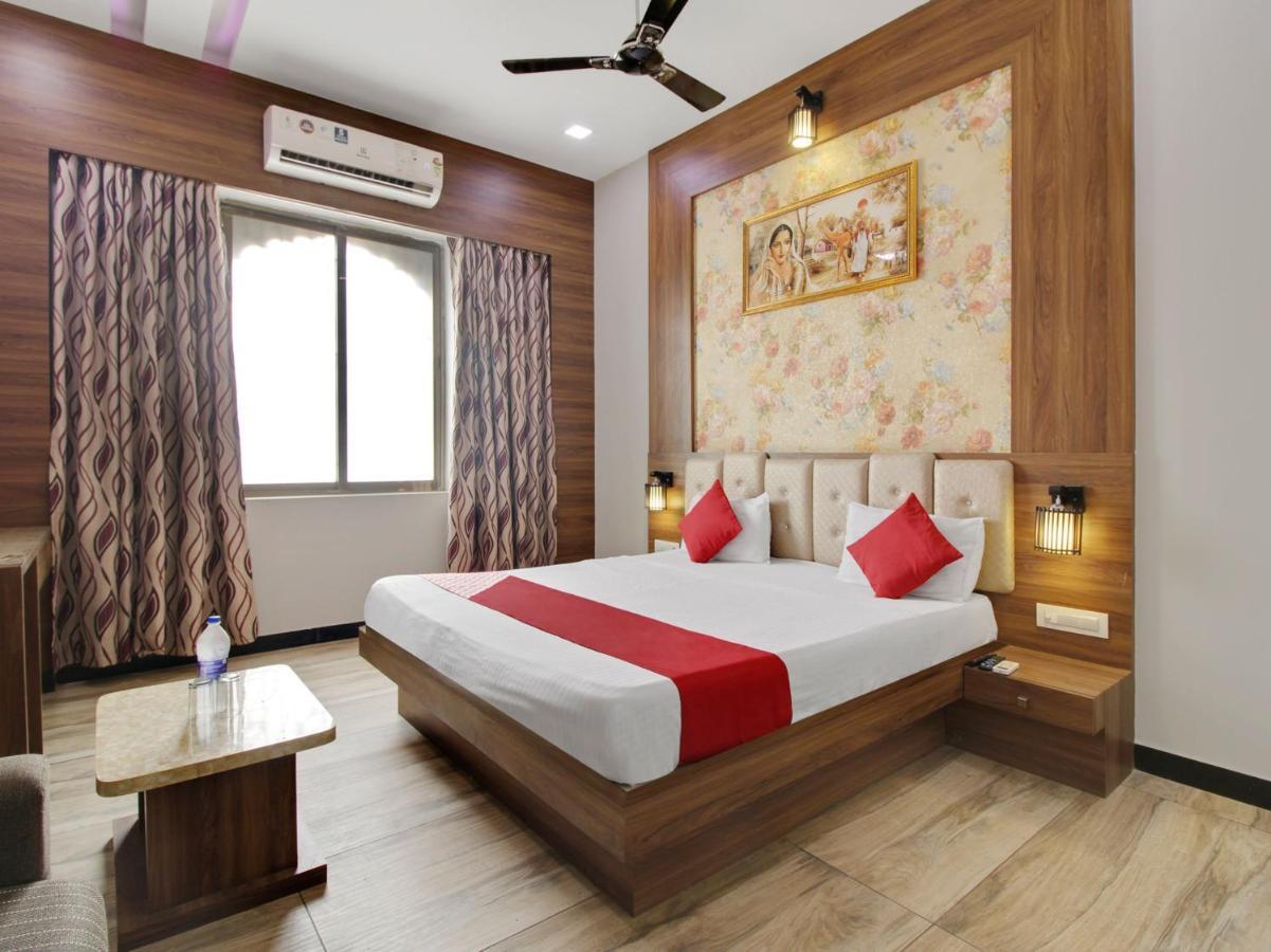 Oyo 74578 Hotel Al-Diyafa Hajdarabad Zewnętrze zdjęcie